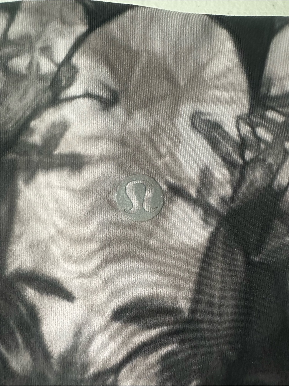 Lululemon Wunder Under High-Rise Tight 25” Full-On Luxtreme Dual Shibori Size 12 - Picture 4 of 8